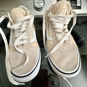 Vans Women's Beige and White Sneakers
